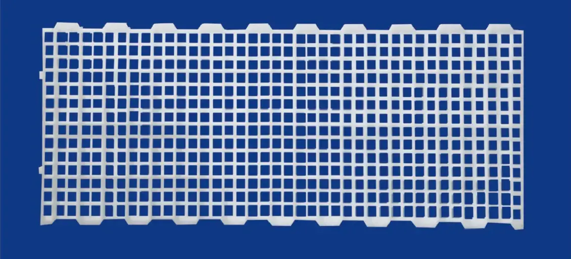 Chicken plastic slat floor panel